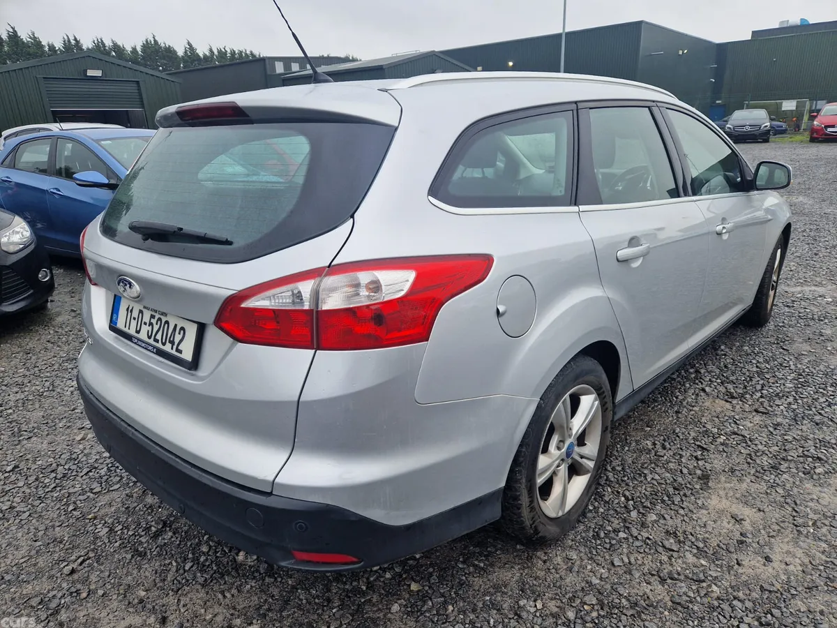 Ford Focus Estate, Petrol, 2011, Silver