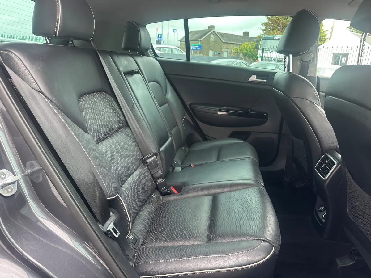 Kia Sportage SUV, Diesel, 2016, Silver