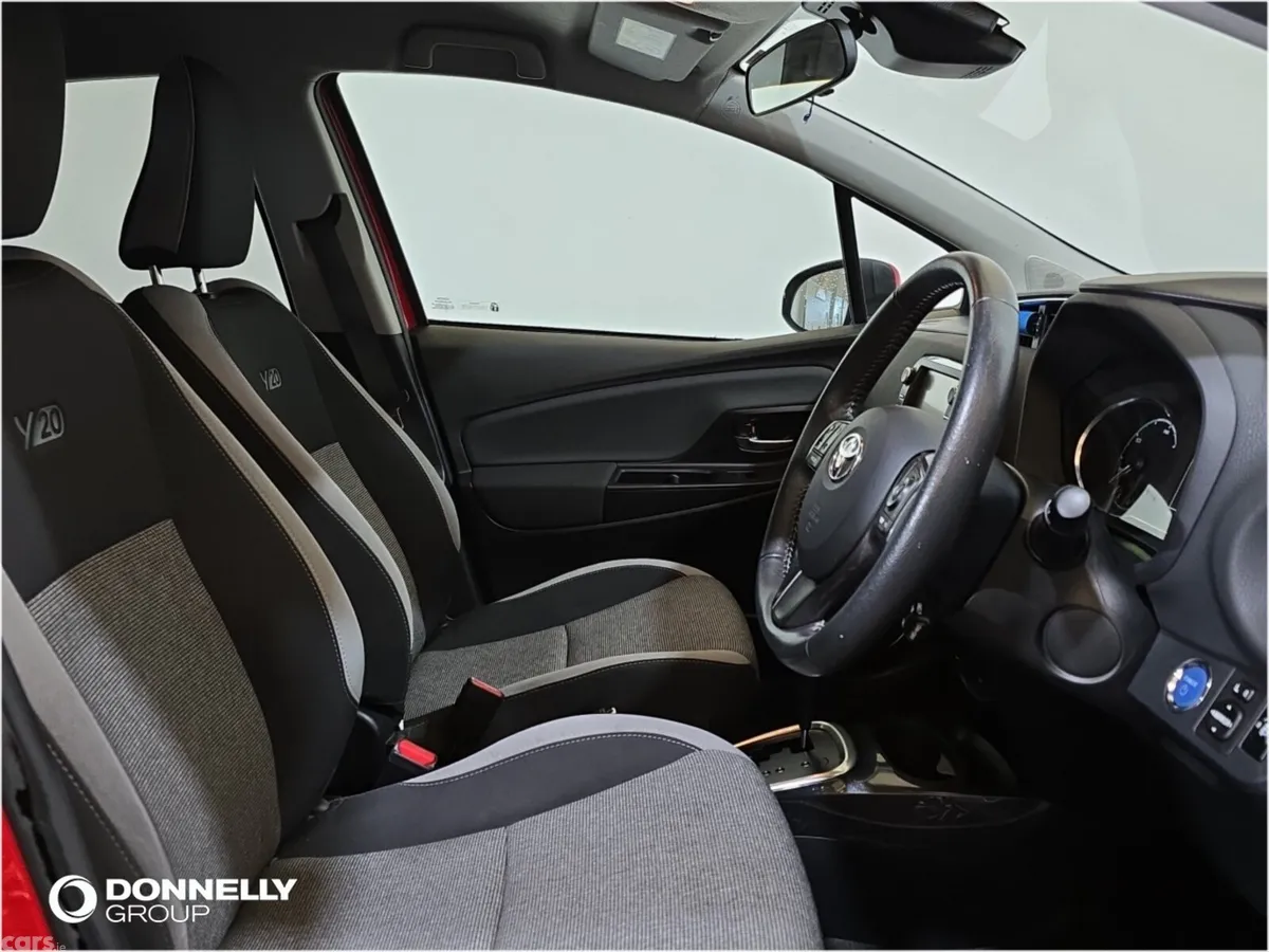 Toyota Yaris Hatchback, Petrol Hybrid, 2020, Red