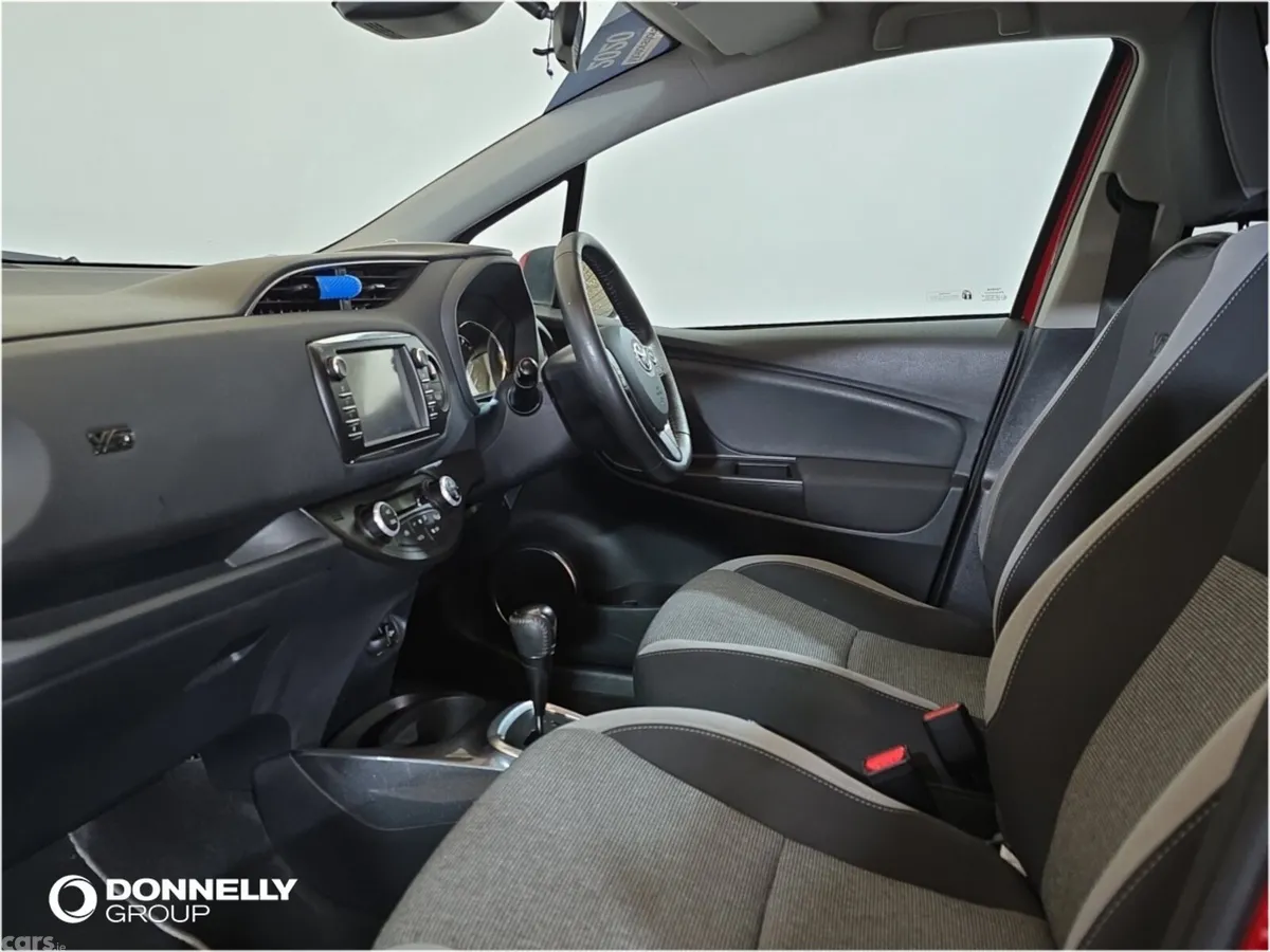 Toyota Yaris Hatchback, Petrol Hybrid, 2020, Red