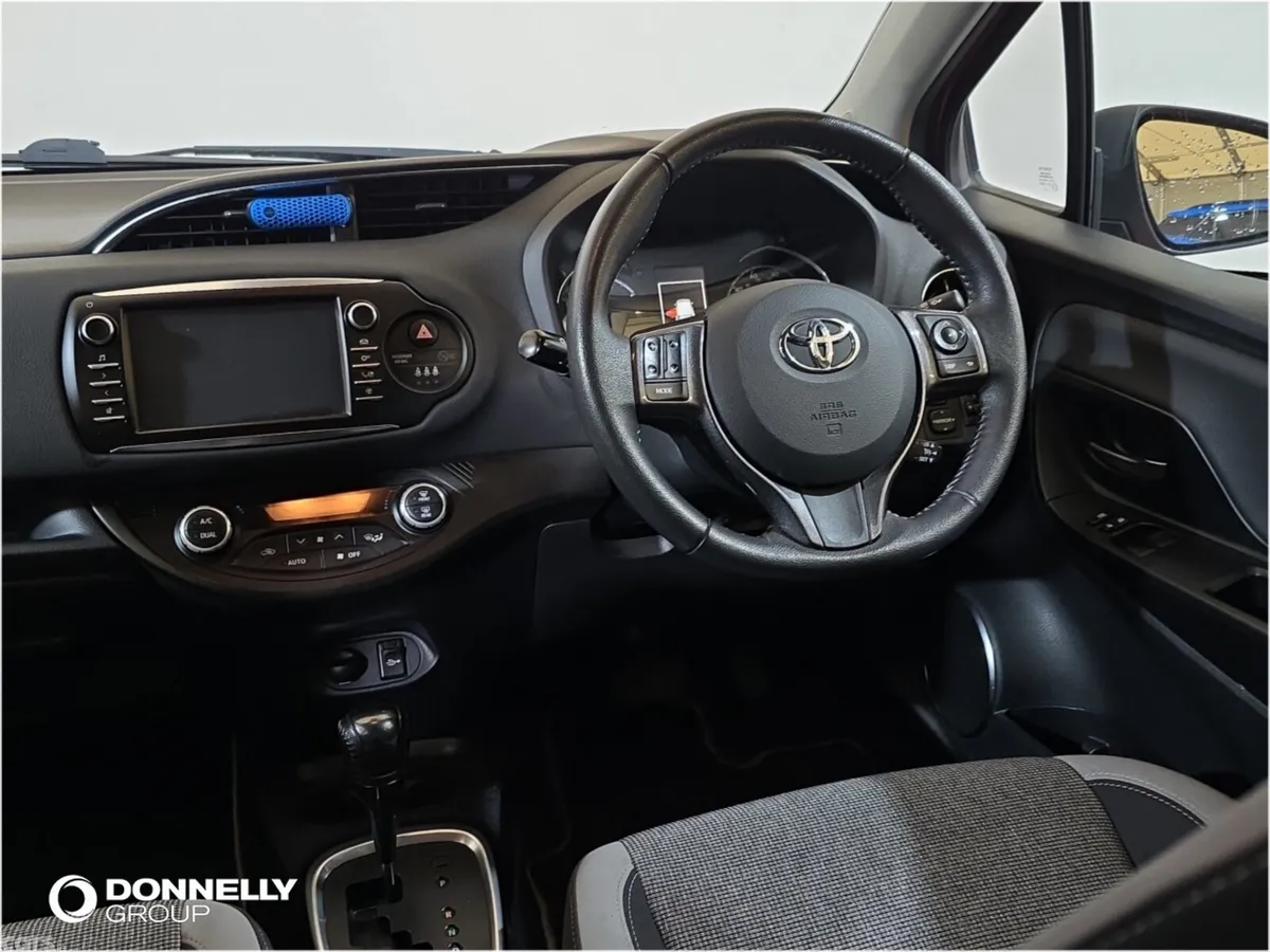 Toyota Yaris Hatchback, Petrol Hybrid, 2020, Red