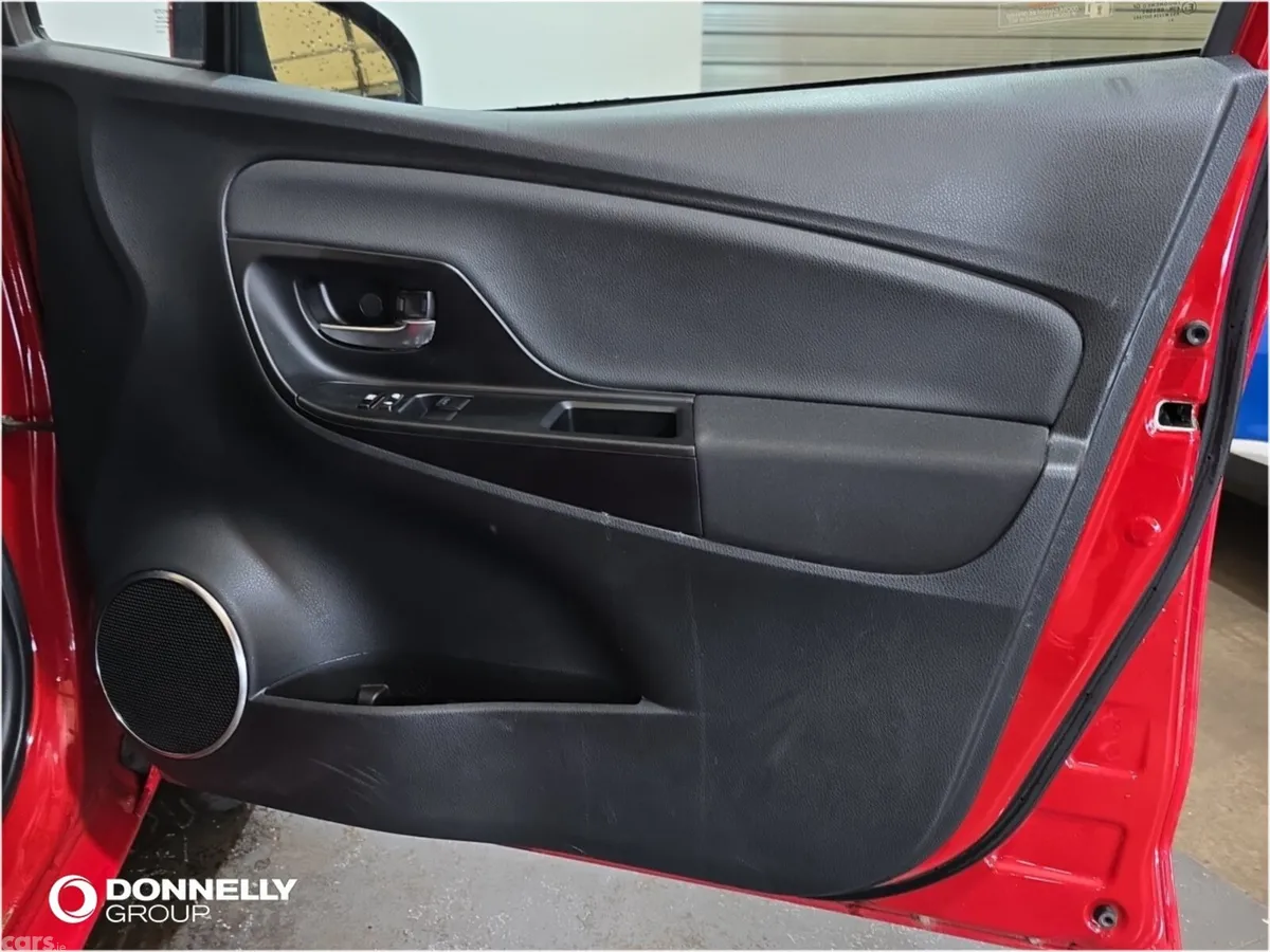 Toyota Yaris Hatchback, Petrol Hybrid, 2020, Red