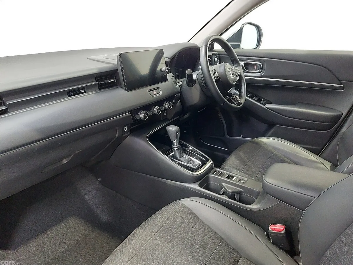 Honda HR-V Hatchback, Petrol Hybrid, 2023, Beige