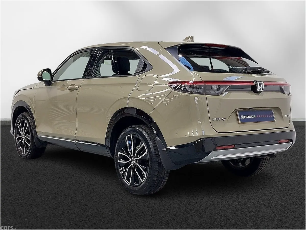 Honda HR-V Hatchback, Petrol Hybrid, 2023, Beige