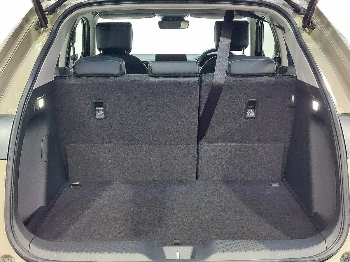 Honda HR-V Hatchback, Petrol Hybrid, 2023, Beige