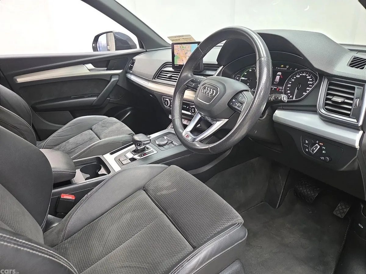 Audi Q5 SUV, Petrol Plug-in Hybrid, 2021, Grey