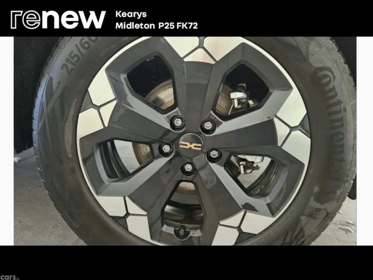 Dacia Duster SUV, Petrol Hybrid, 2026, Green
