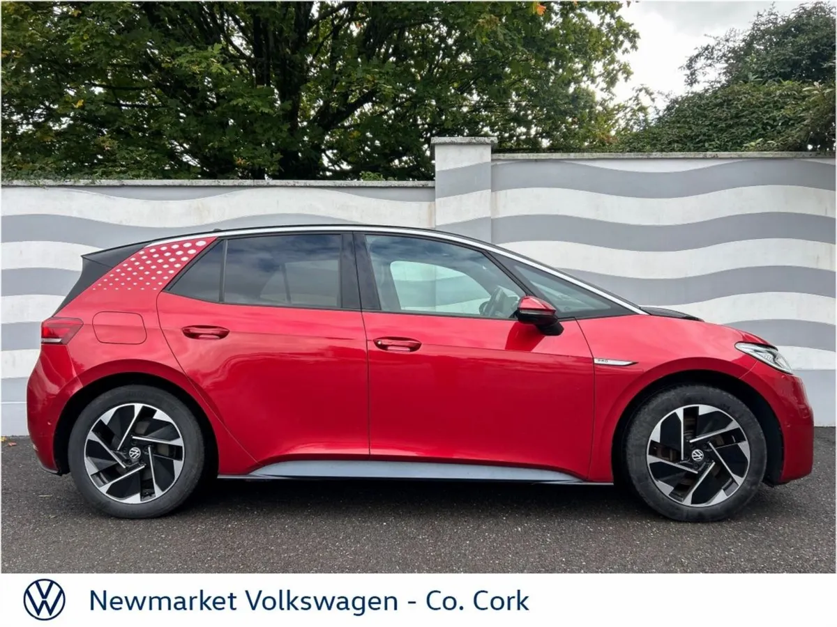 Volkswagen ID.3 Hatchback, Electric, 2022, Red