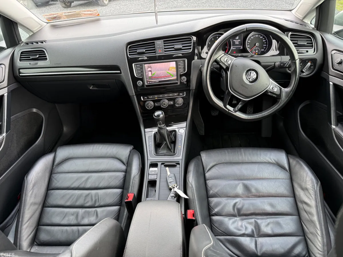 Volkswagen Golf Estate, Petrol, 2017, Grey
