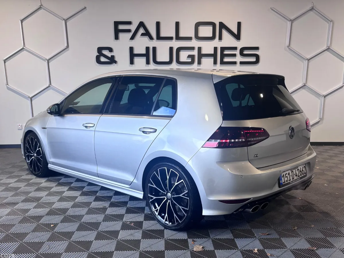 Volkswagen Golf Hatchback, Petrol, 2015, Silver