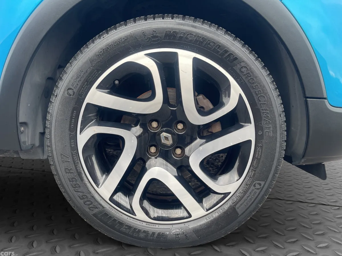 Renault Captur SUV, Petrol, 2015, Blue