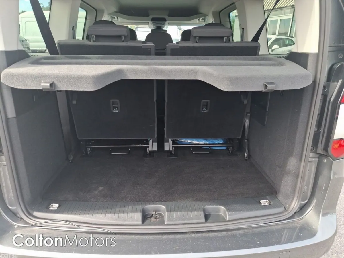 Ford Tourneo Connect MPV, Diesel, 2025, Grey
