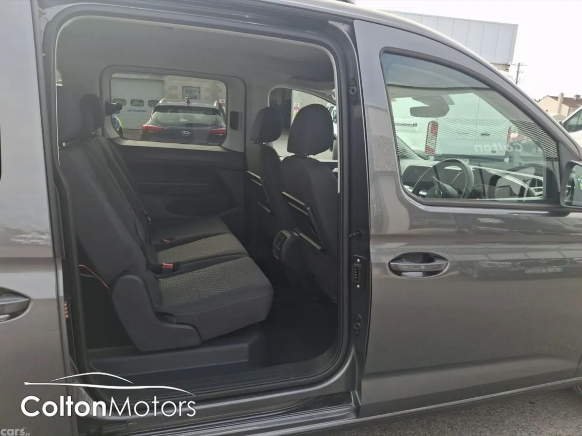 Ford Tourneo Connect MPV, Diesel, 2025, Grey