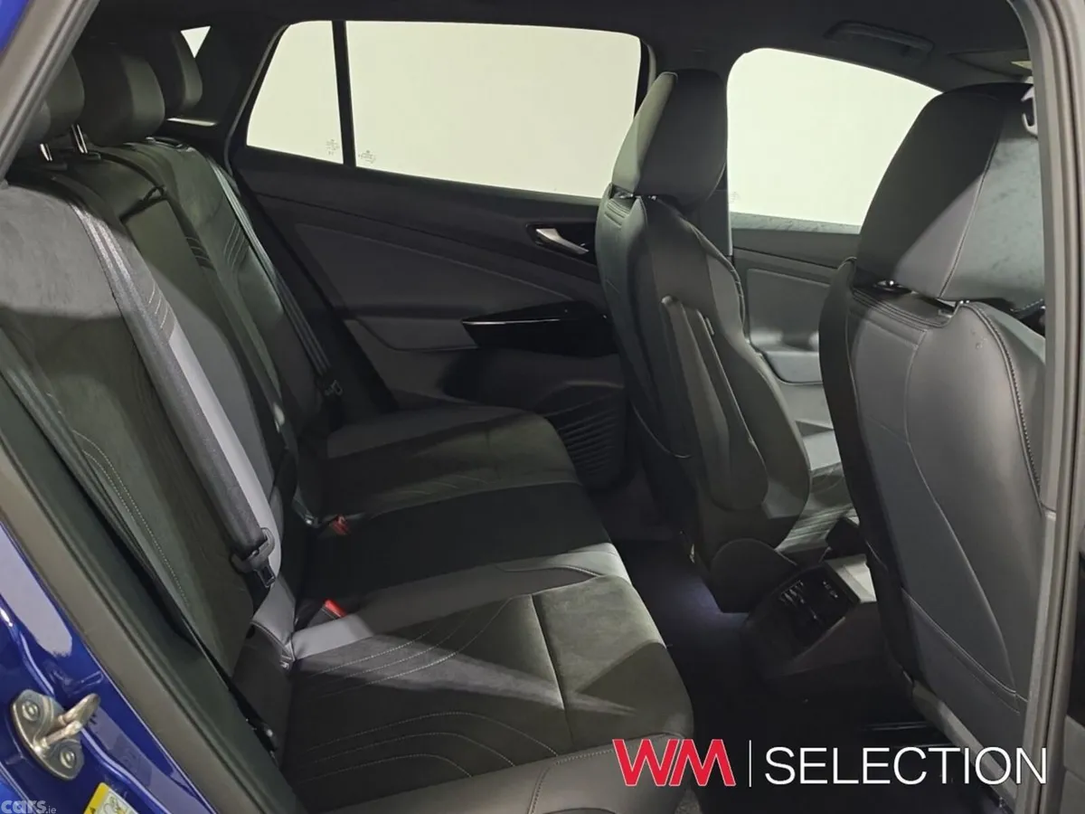 Volkswagen ID.4 Estate, Electric, 2026, Blue