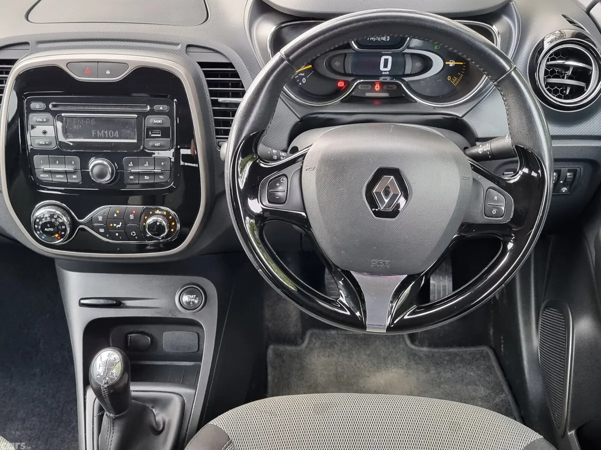 Renault Captur Hatchback, Diesel, 2014, Brown