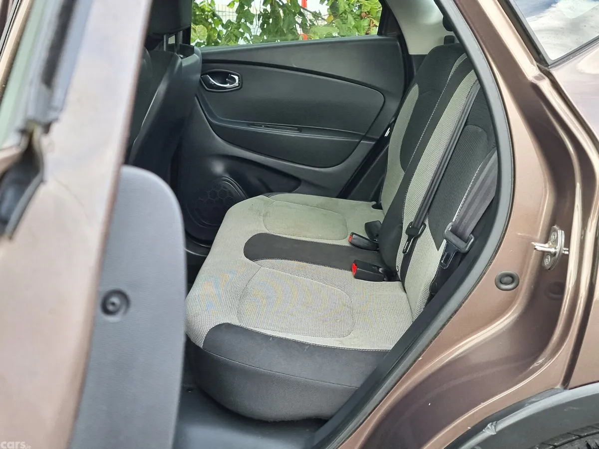 Renault Captur Hatchback, Diesel, 2014, Brown