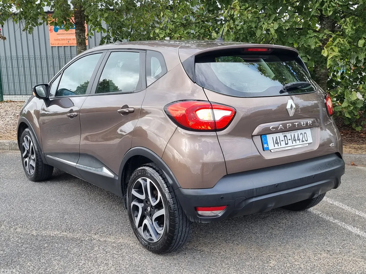Renault Captur Hatchback, Diesel, 2014, Brown