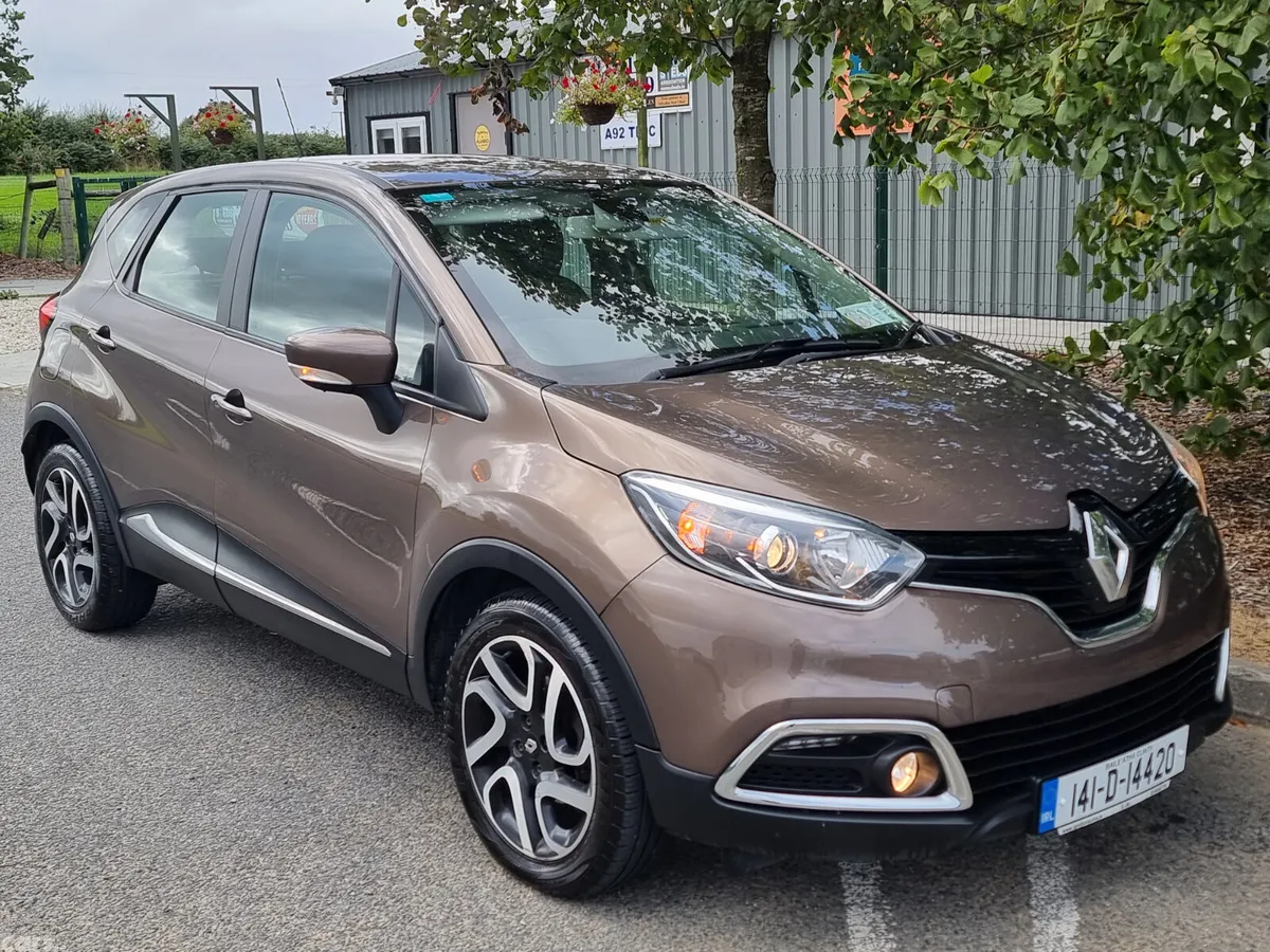 Renault Captur Hatchback, Diesel, 2014, Brown