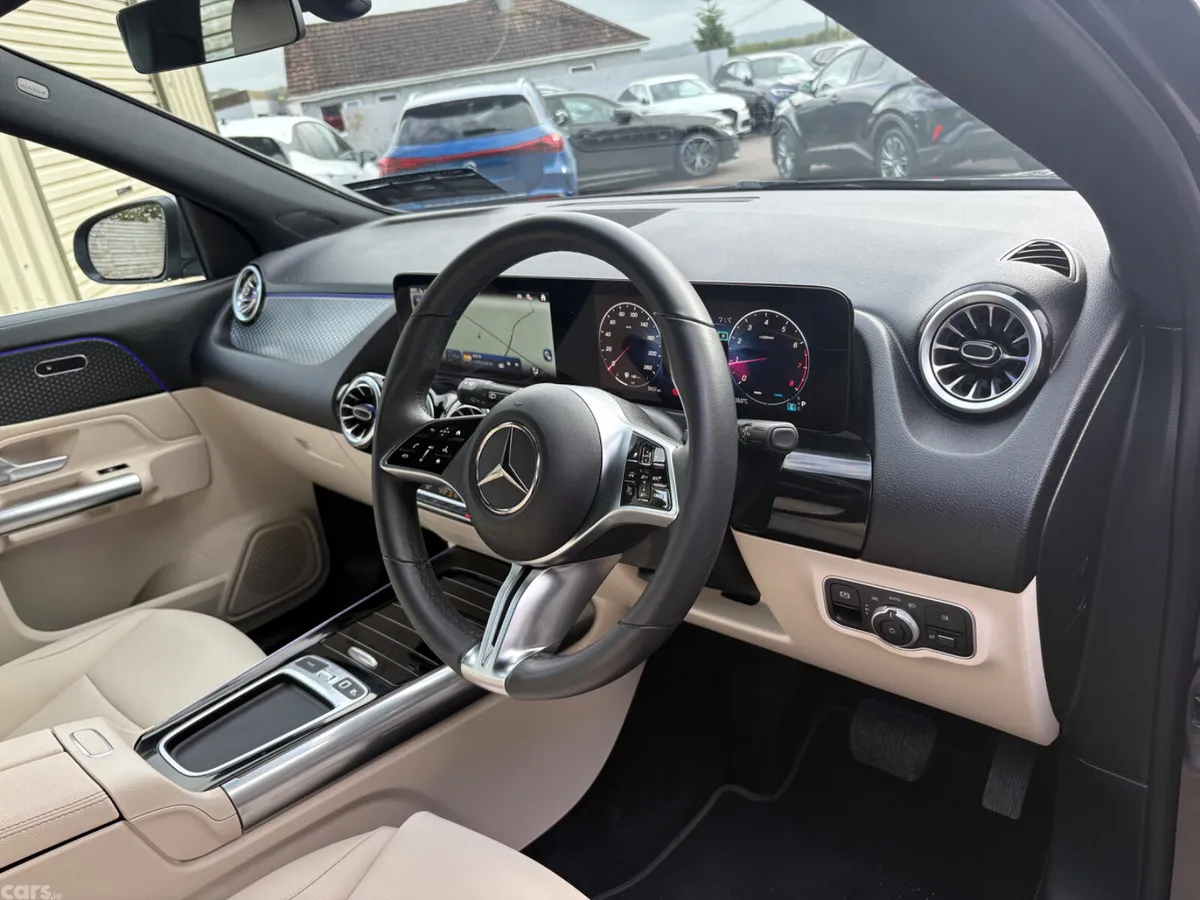 Mercedes-Benz GLA SUV, Petrol, 2025, Grey