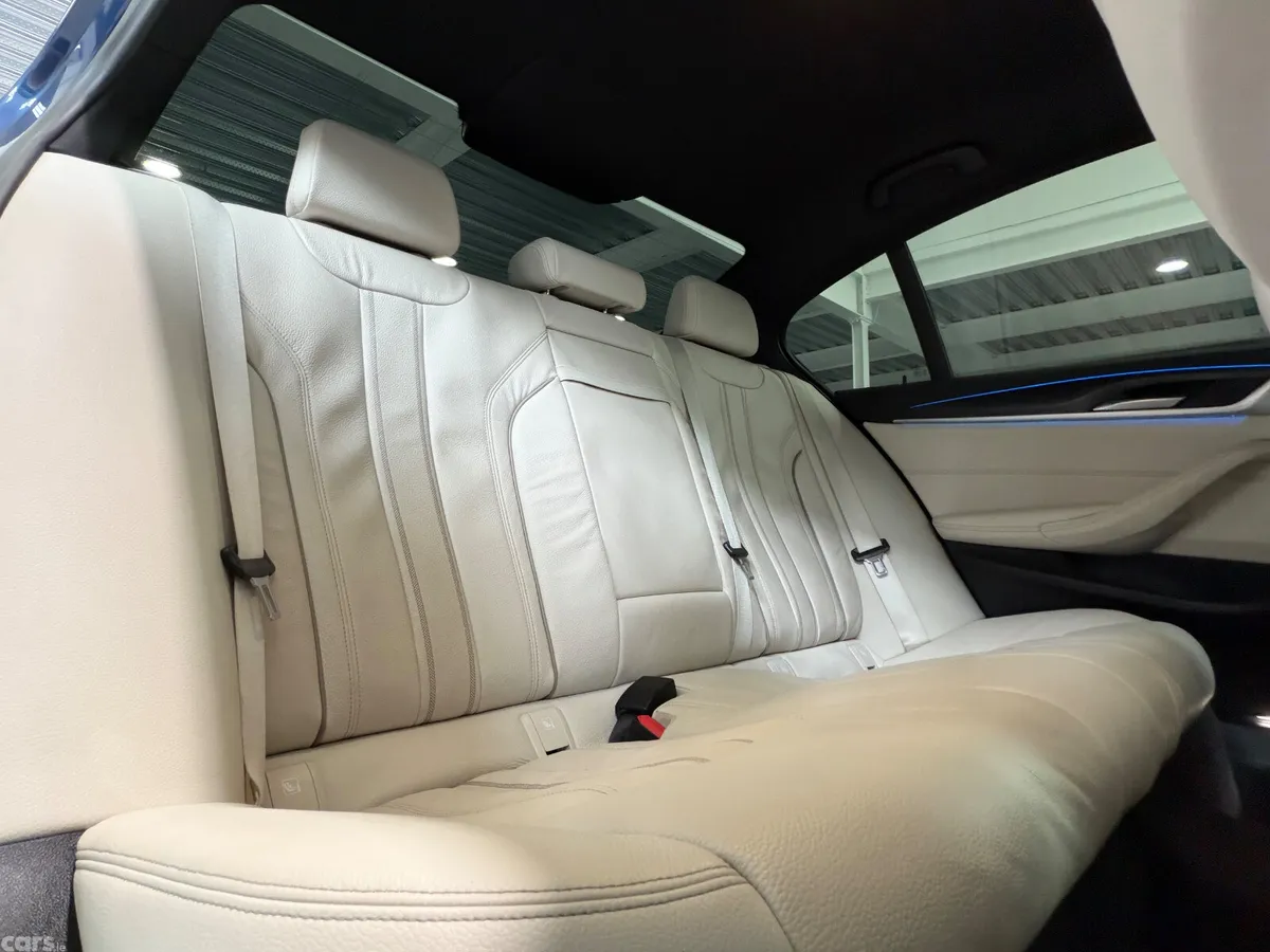 BMW 5-Series Saloon, Petrol Plug-in Hybrid, 2022, Blue