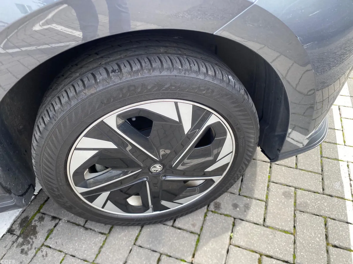 MG MG4 Hatchback, Electric, 2024, Grey