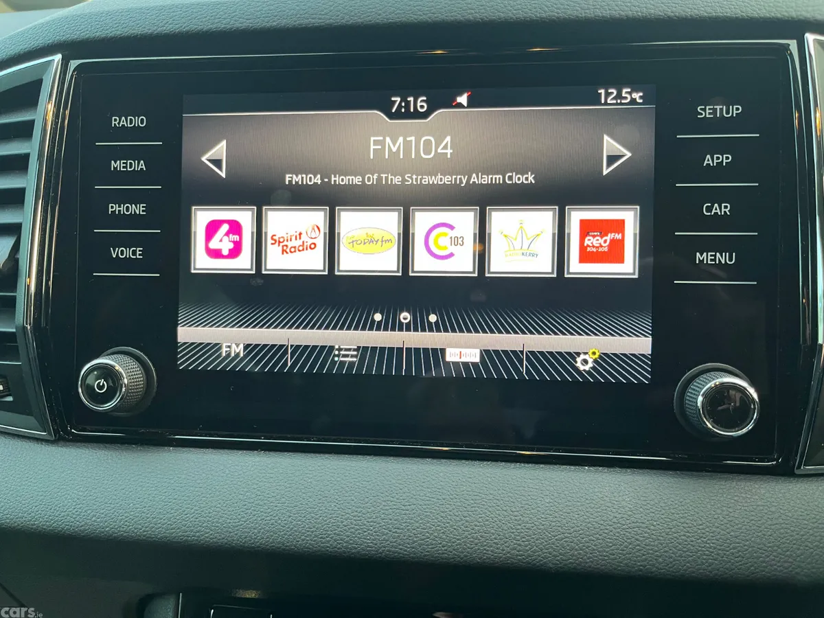 Skoda Karoq Estate, Petrol, 2019, Grey