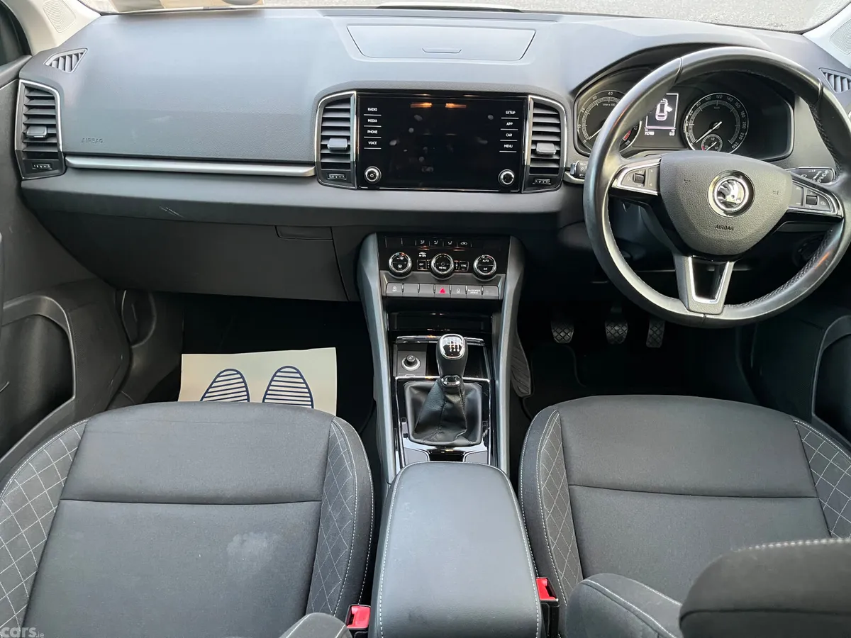 Skoda Karoq Estate, Petrol, 2019, Grey
