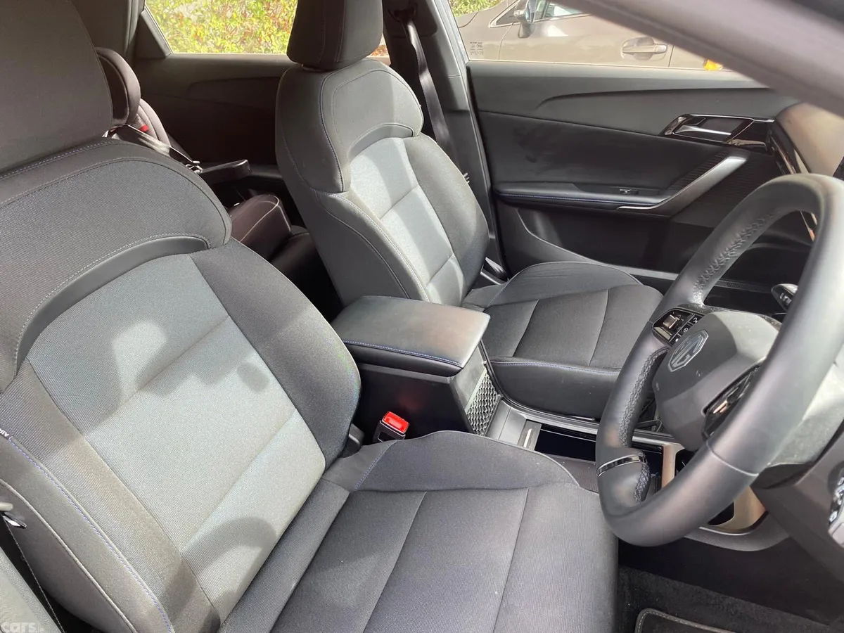 MG MG4 Hatchback, Electric, 2024, Grey