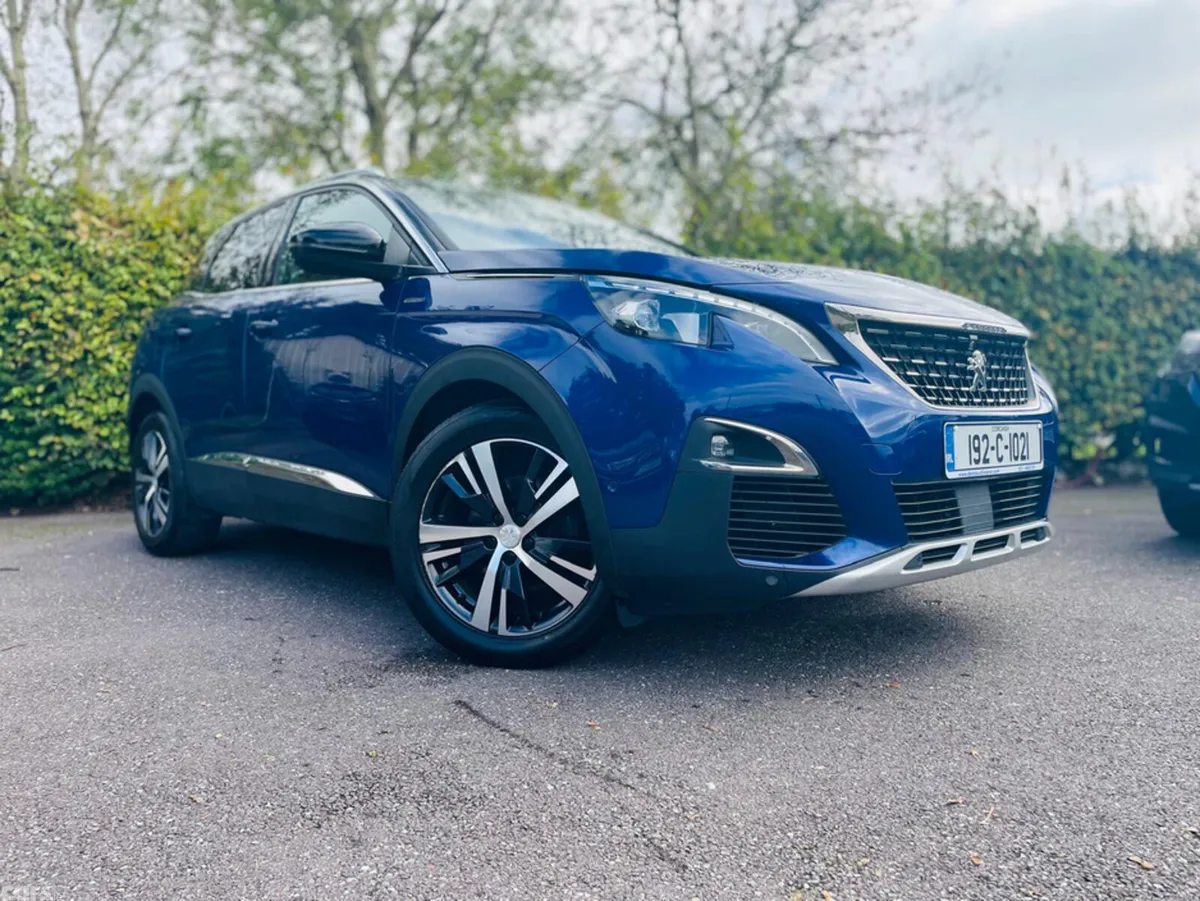 Peugeot 3008 MPV, Petrol, 2019, Blue