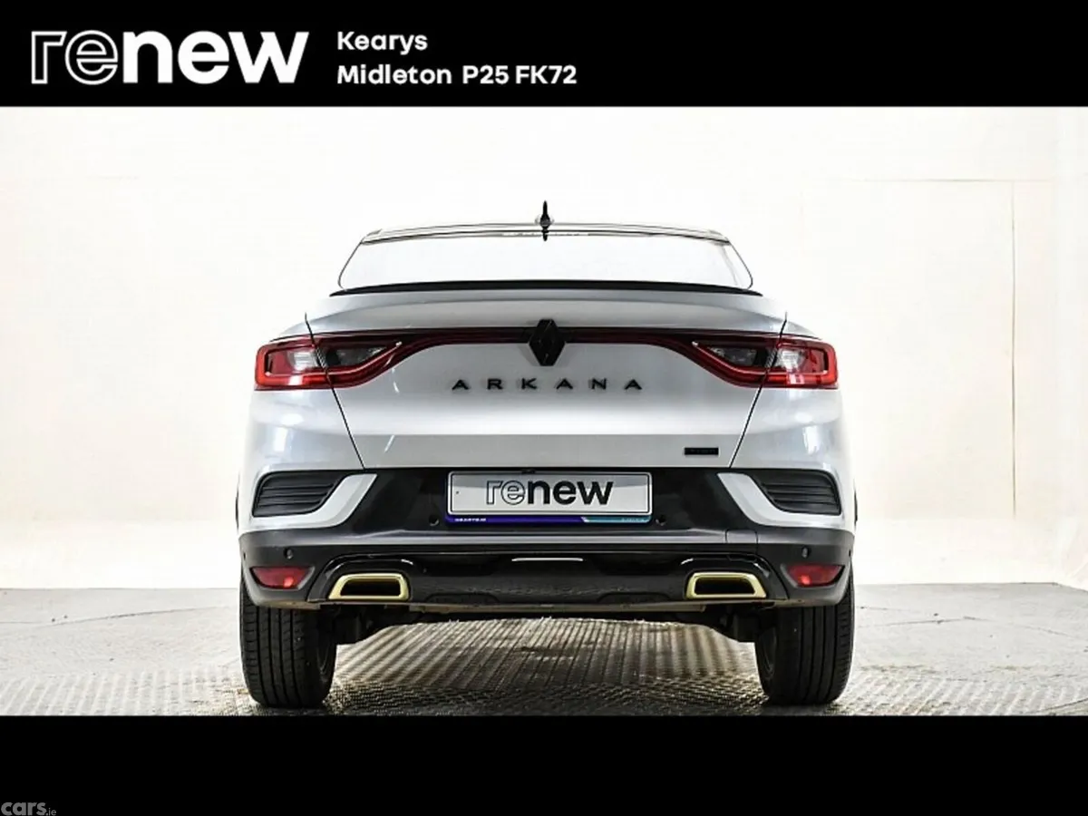 Renault Arkana SUV, Petrol Hybrid, 2023, White