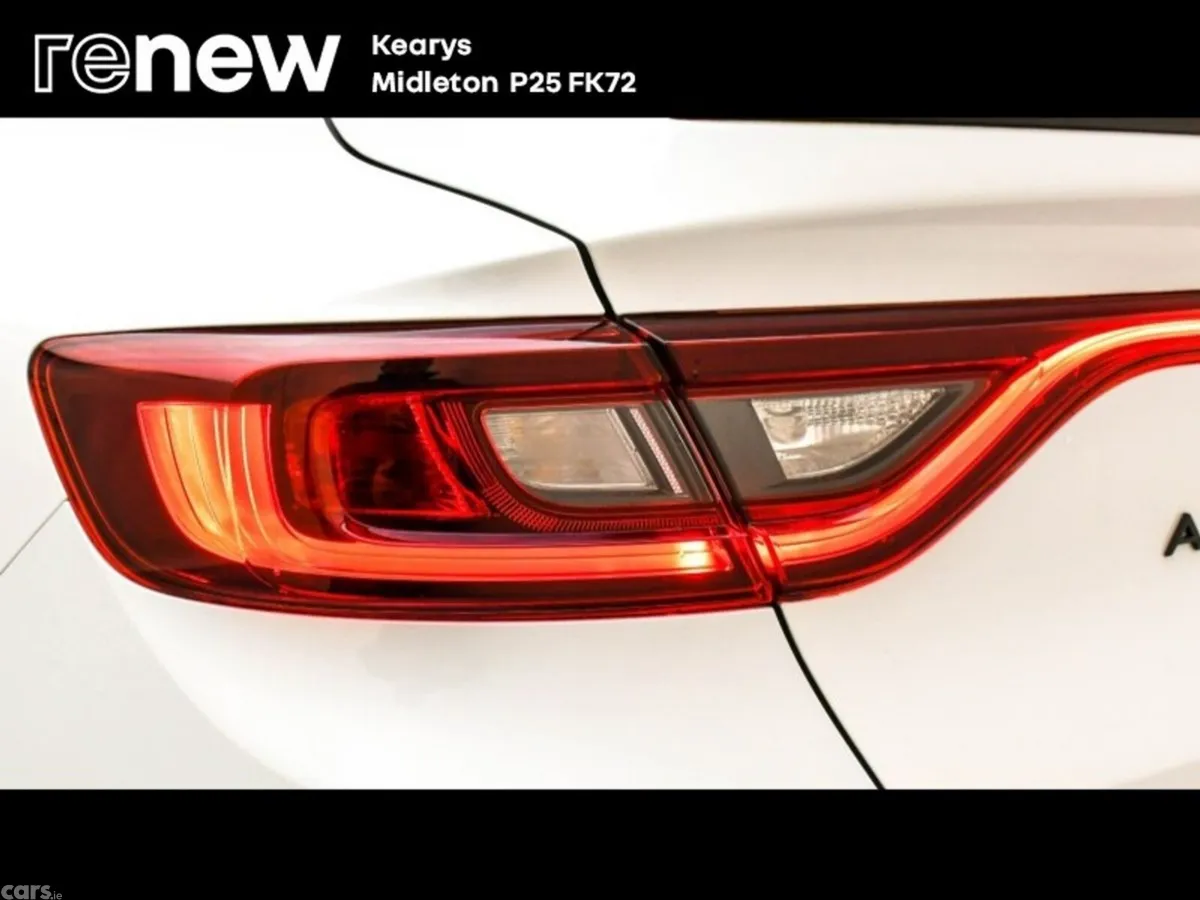 Renault Arkana SUV, Petrol Hybrid, 2023, White