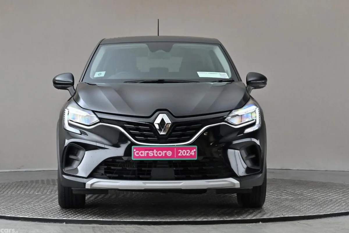 Renault Captur SUV, Petrol, 2024, Black