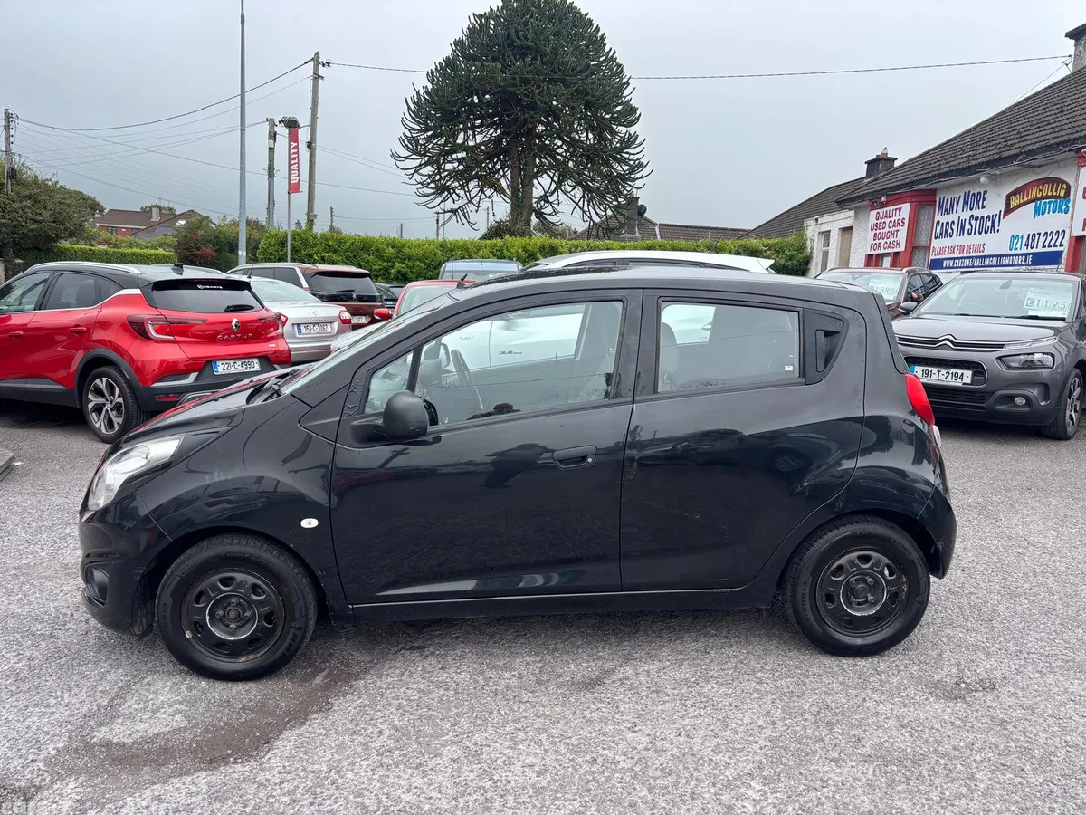 Chevrolet Spark Hatchback, Petrol, 2014, Black