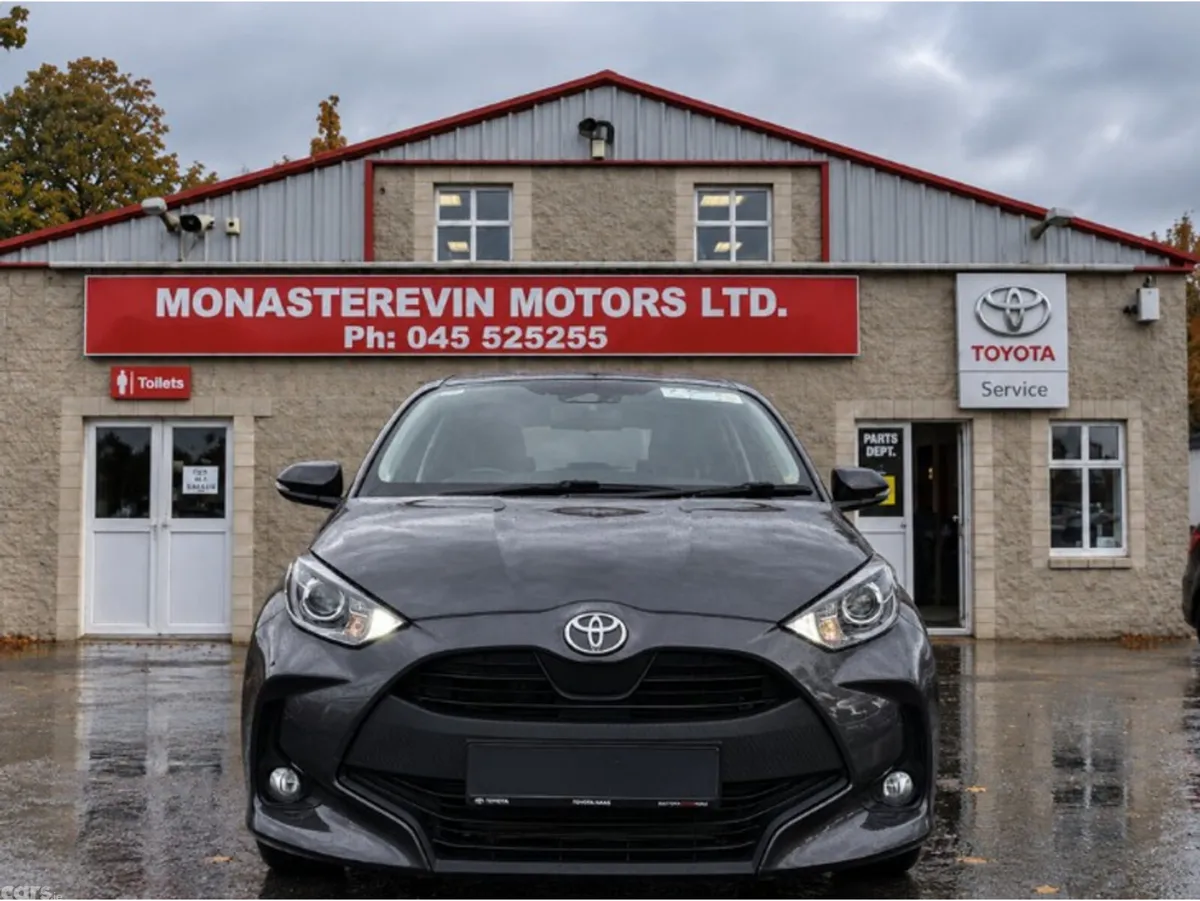 Toyota Yaris Hatchback, Petrol Hybrid, 2026, Grey