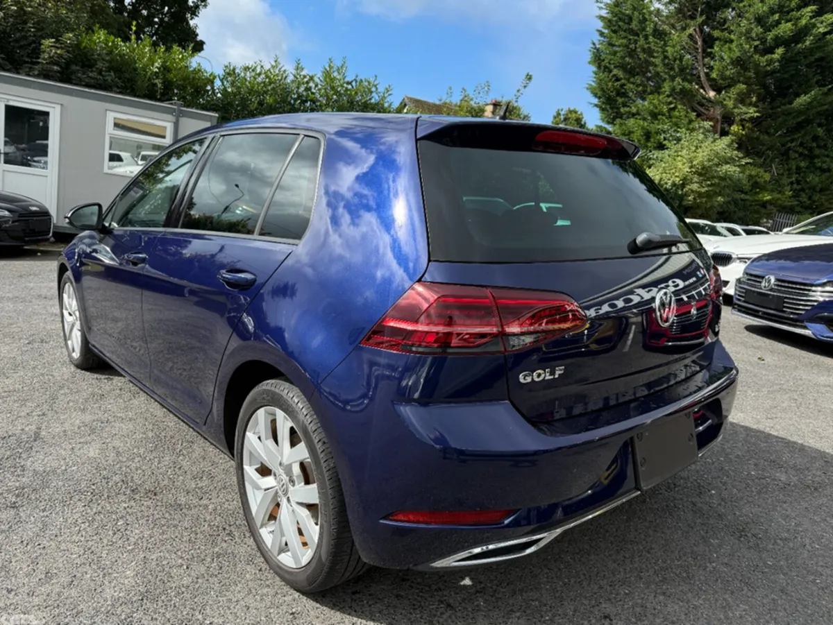 Volkswagen Golf Hatchback, Petrol, 2017, Blue