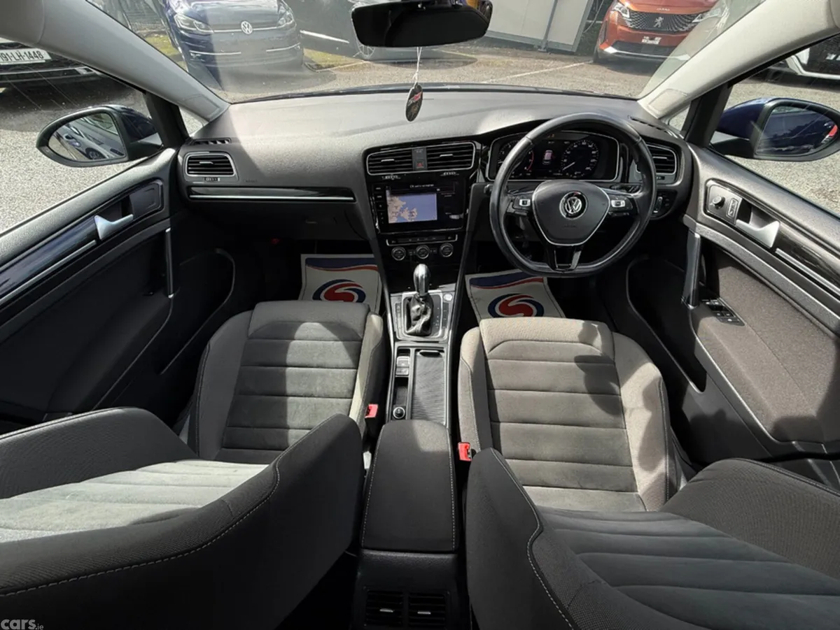 Volkswagen Golf Hatchback, Petrol, 2017, Blue