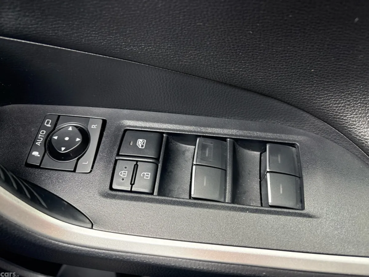 Toyota RAV4 SUV, Petrol Hybrid, 2024, Green