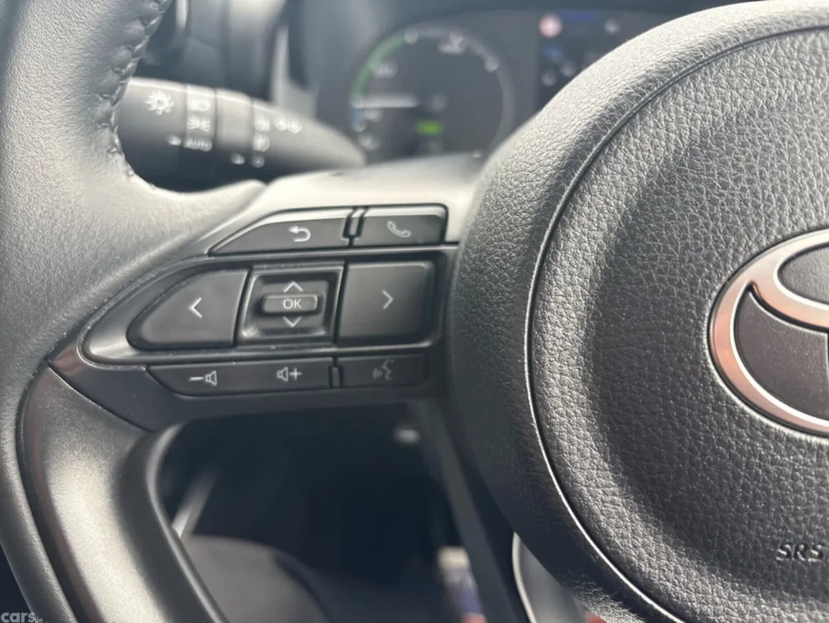 Toyota Yaris Hatchback, Petrol Hybrid, 2026, Grey