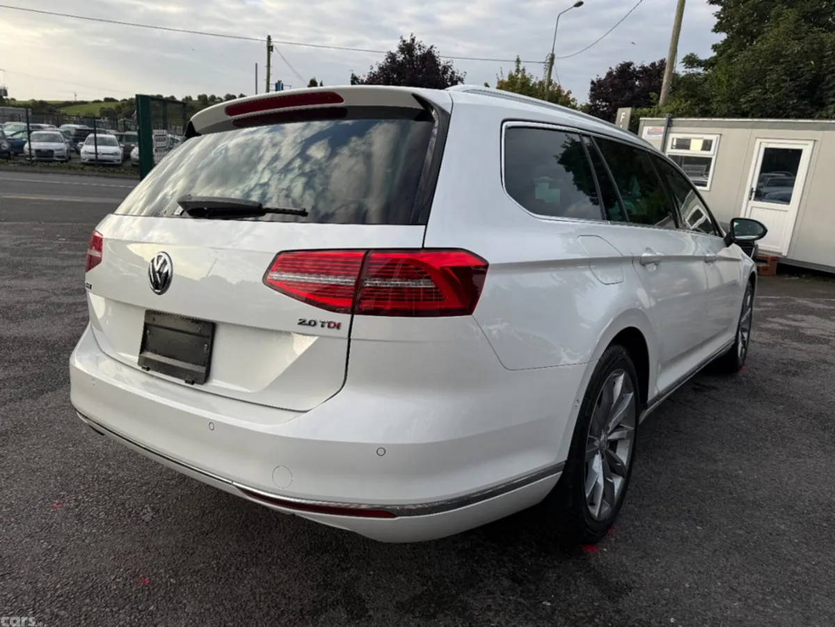 Volkswagen Passat Estate, Diesel, 2018, White