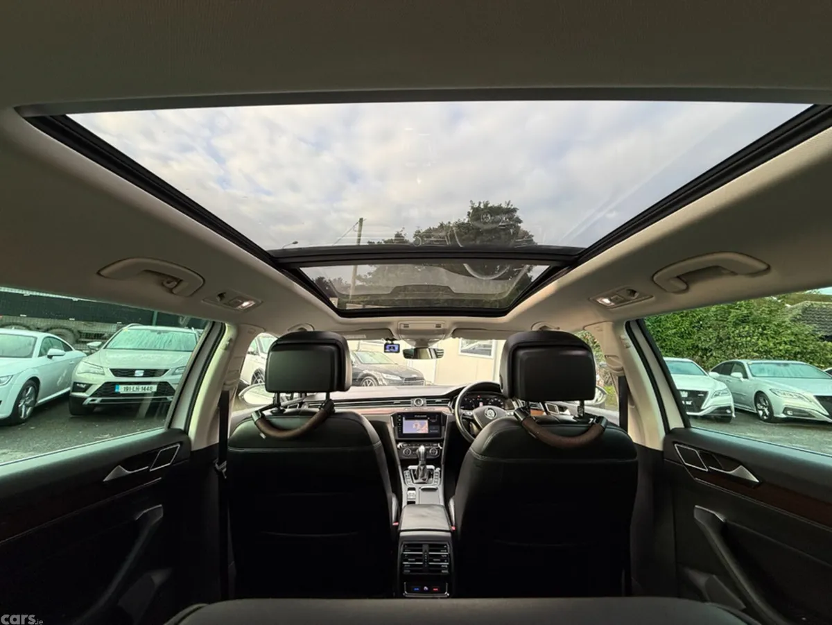 Volkswagen Passat Estate, Diesel, 2018, White