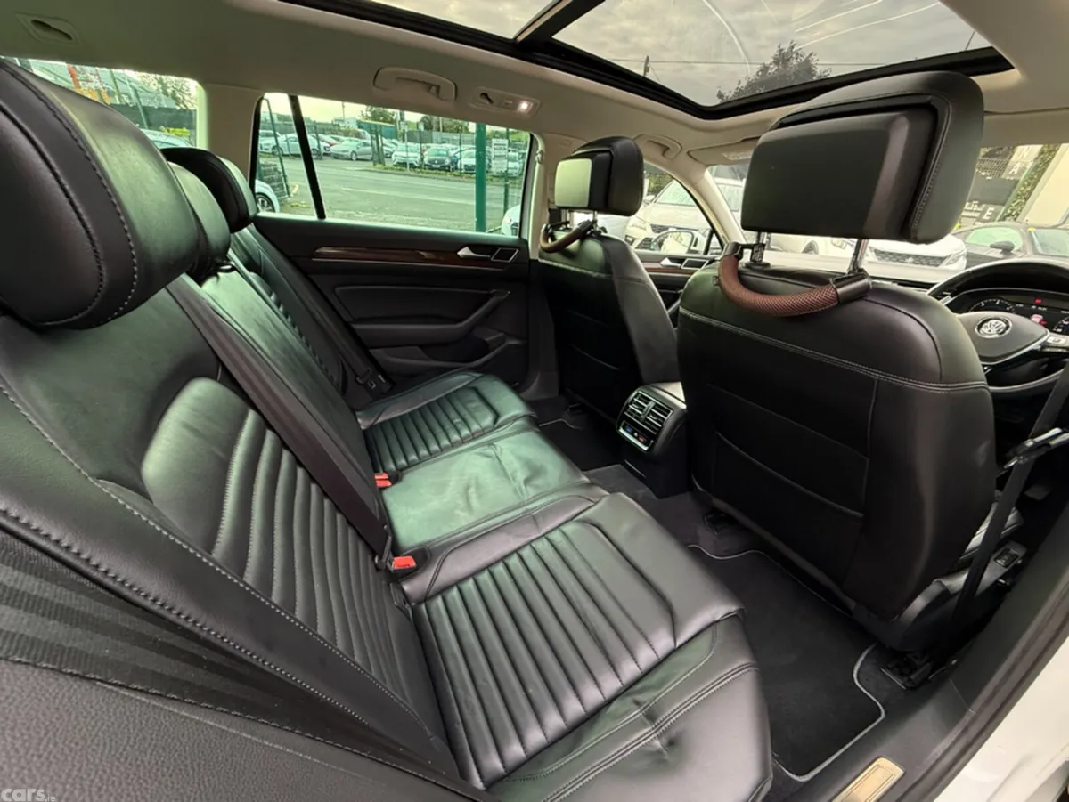 Volkswagen Passat Estate, Diesel, 2018, White