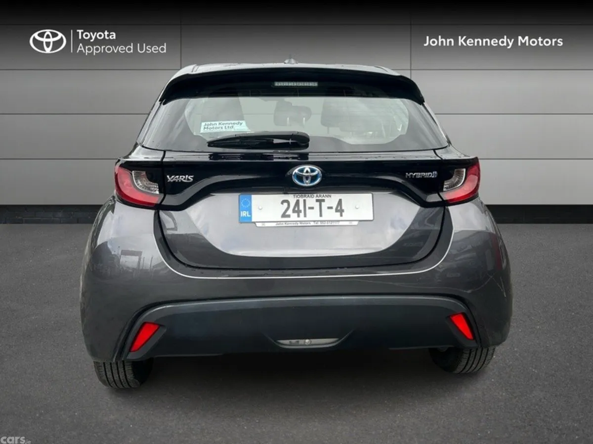 Toyota Yaris Hatchback, Petrol Hybrid, 2024, Grey
