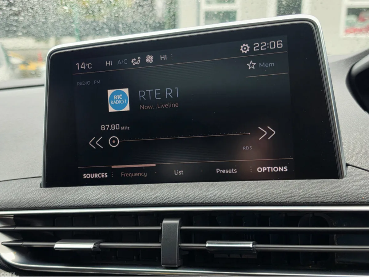 Peugeot 5008 MPV, Diesel, 2018, Green