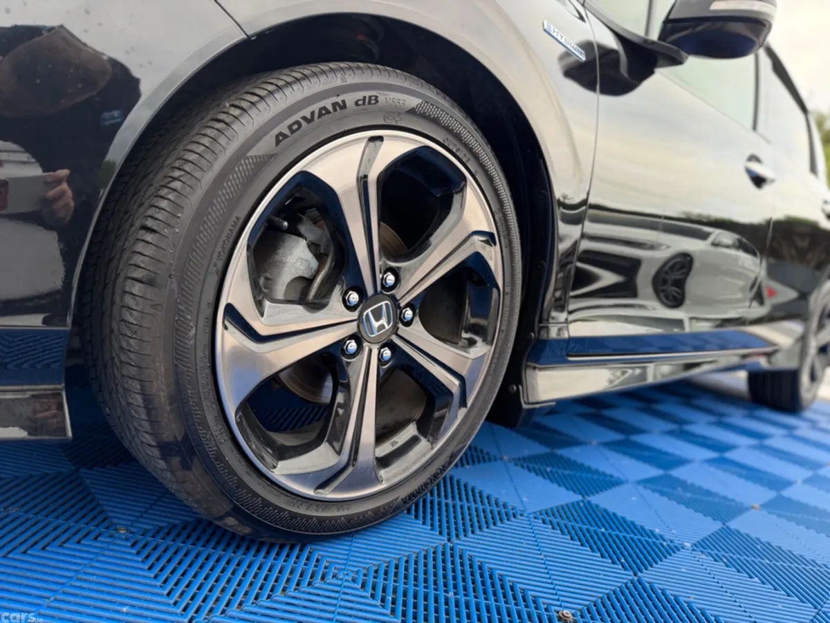 Honda Jade Estate, Petrol Hybrid, 2020, Black