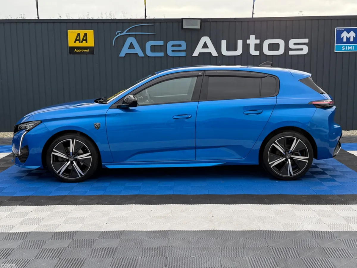 Peugeot 308 Hatchback, Diesel, 2023, Blue