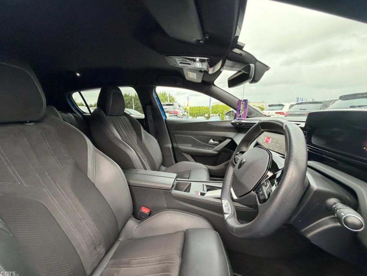 Peugeot 308 Hatchback, Diesel, 2023, Blue