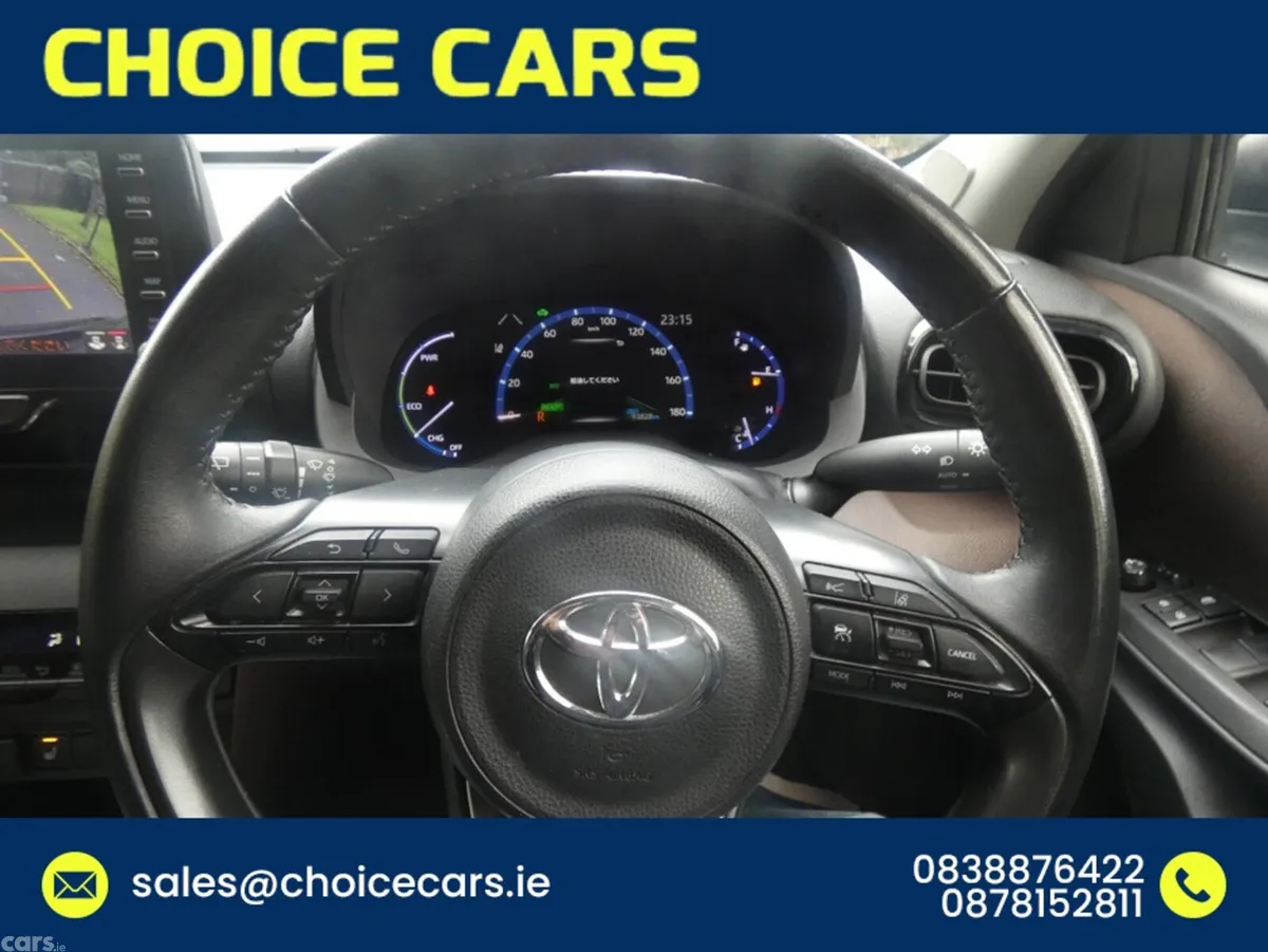 Toyota Yaris Cross Hatchback, Petrol Hybrid, 2021, Black