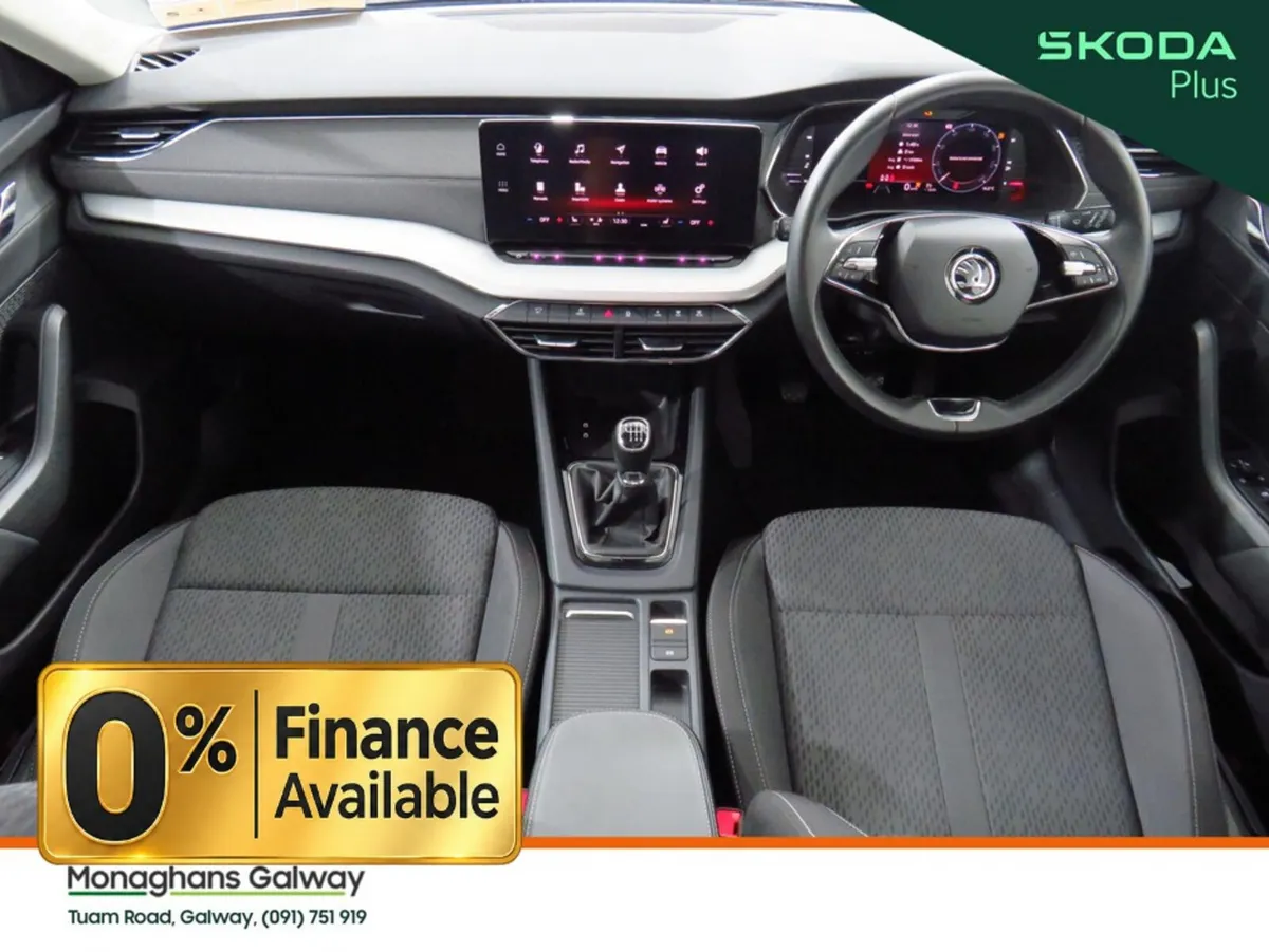 Skoda Octavia Hatchback, Diesel, 2023, Blue