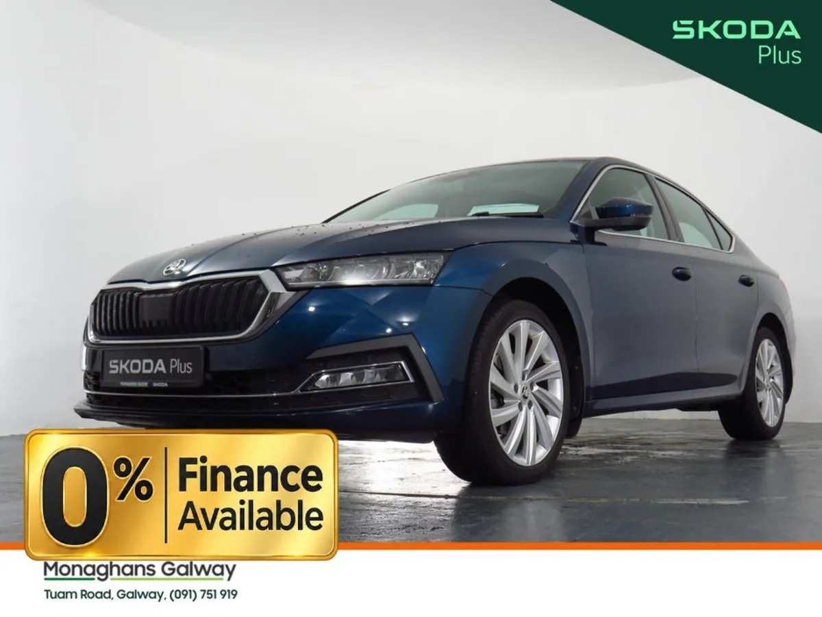 Skoda Octavia Hatchback, Diesel, 2023, Blue