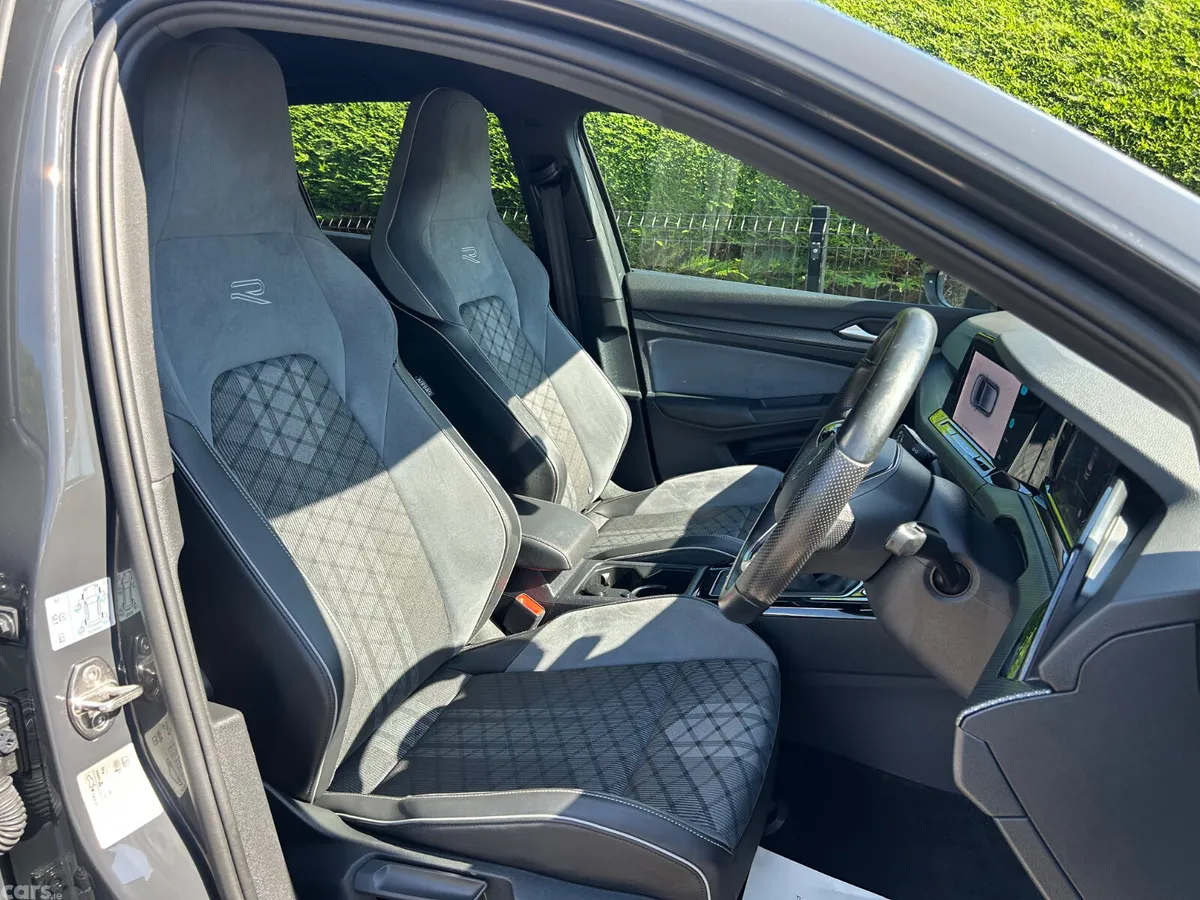 Volkswagen Golf Hatchback, Petrol Hybrid, 2021, Grey